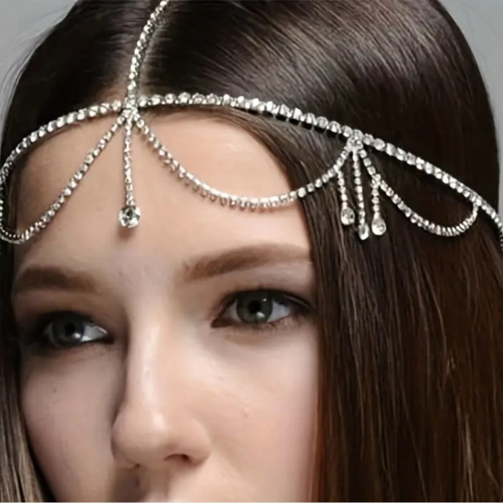 Rhinestone Waterdrop Head Chain: Bridal Hair Jewelry - Picture 2 of 5